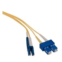 Patch Cord De F.o Duplex Os2 De Lc A Sc 3 Mto De Largo Mca Leviton
