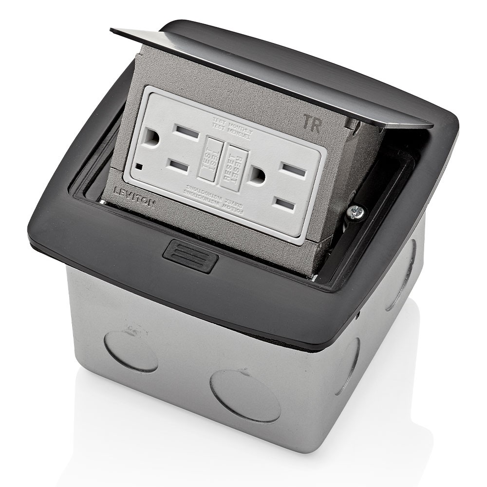 Caja Desplegable Para Piso Contra Agua Ip44 Con Tomacorriente Icft De 15a A Prueba De Manipulaciones Acabado Negro Mca. Leviton
